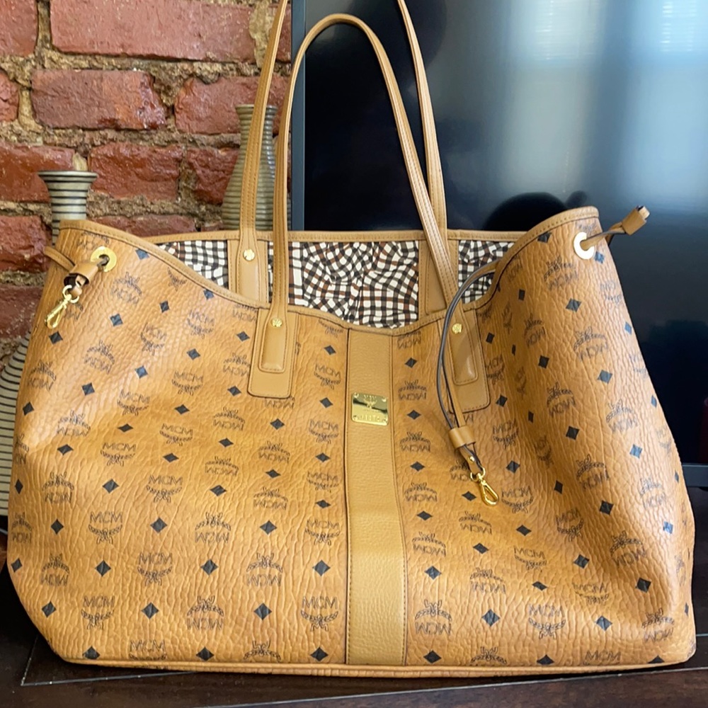 MCM Liz Large Visetos Shopper